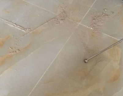 沧县瓷砖空鼓维修公司分享粘合剂选择不当在瓷砖铺贴过程中可能导致以下问题